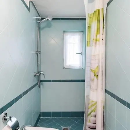 Ca' Della Madoneta - Vista Canale Venedik